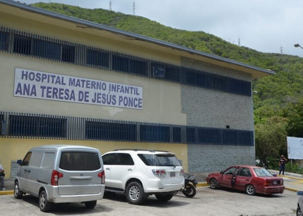 Niño murió ahogado al caer en una piscina en La Guaira