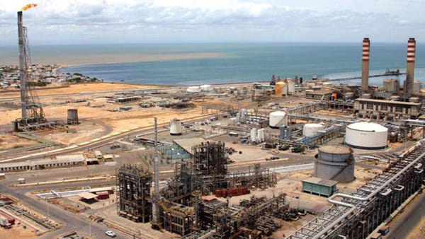 La segunda refinería más grande del país reanuda sus actividades