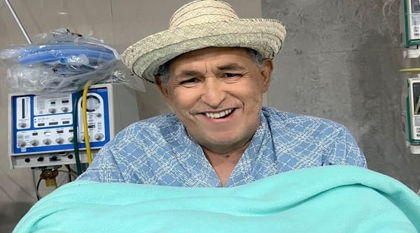 El cantante Gualberto Ibarreto salió de terapia intensiva