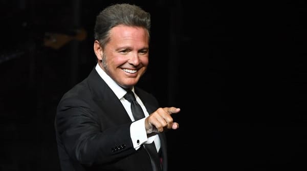 Luis Miguel planea volver a los escenarios presentado una gira musical