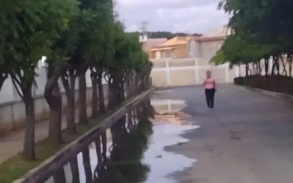 Vecino de nueva Barcelona denunciaron colapso de las aguas servidas 