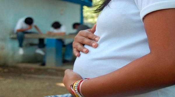 Proyectos Mujeres reveló que Venezuela mantiene tasa más alta de embarazo precoz