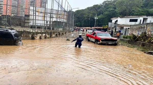 Desbordamiento de tres quebradas dejó zonas afectadas en Miranda