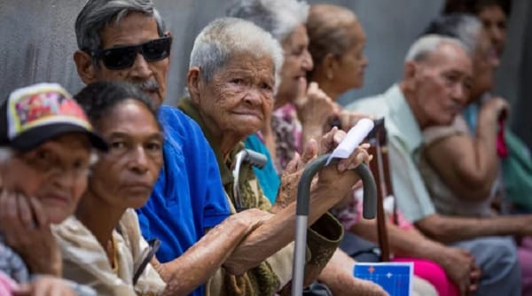 El IVSS informó la cancelación del mes de noviembre para pensionados