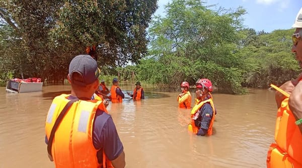 Restringieron paso entre Clarines y Boca de Uchire por crecida del río Unare