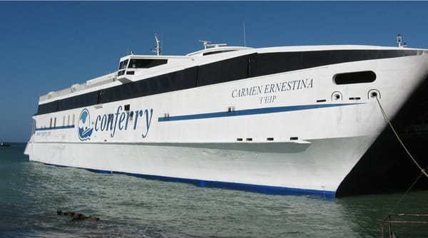Conferry aumentó sus servicios de transporte marítimo
