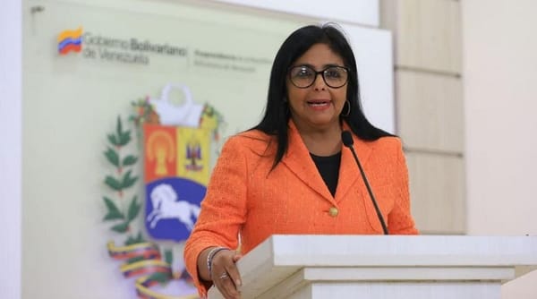 Delcy Rodríguez se presentó en La Haya para atender caso de Guyana