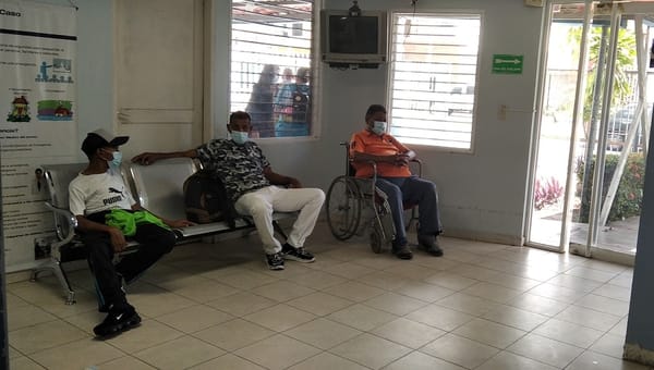 Maturineses denunciaron mal estado de la unidad de diálisis en Las Avenidas