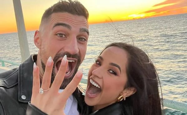 Becky G y Sebastian Lletguet se comprometieron
