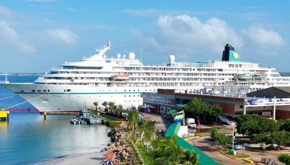 Arribó a Venezuela un crucero europeo luego de 15 años 