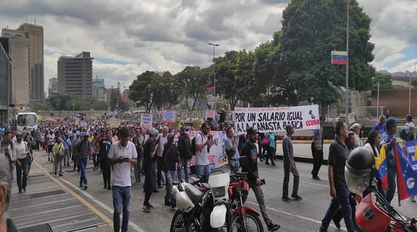 Trabajadores públicos volvieron a las calles a exigir mejoras salariales