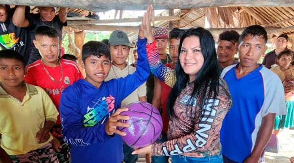 Entregaron juguetes a niños y niñas del pueblo Warao al sur de Maturín