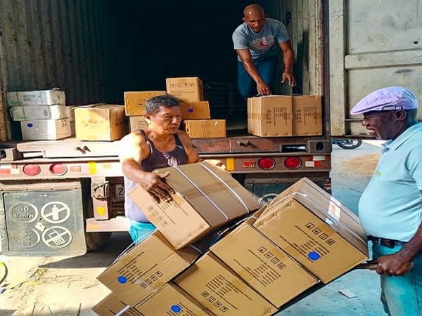 Gobernación de Anzoátegui recibió un lote de insumos para centros de salud