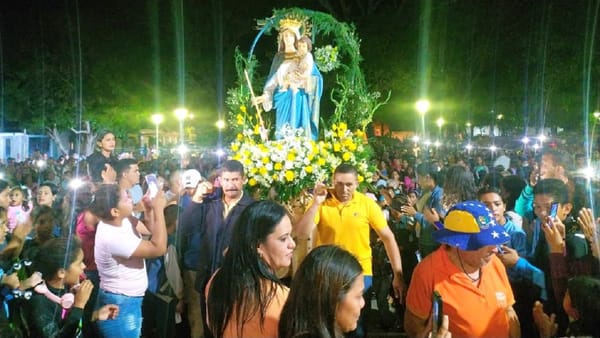 Fieles de Guanape celebran fiestas patronales de la Virgen de la Candelaria