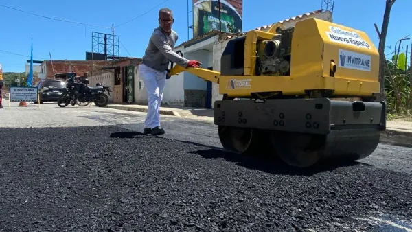 Invitrane inició trabajos de bacheo y nivelación en Achípano