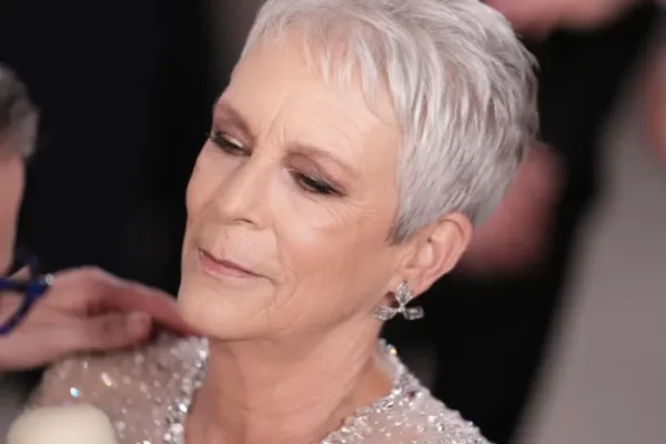 Jamie Lee Curtis será productora y estrella invitada de la serie The Sticky