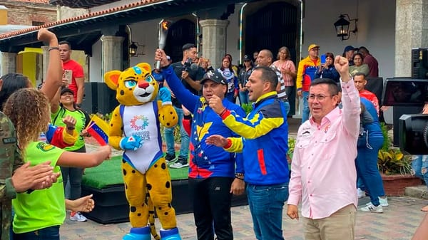 Inició el recorrido de la antorcha de la V edición de los Juegos Alba 2023