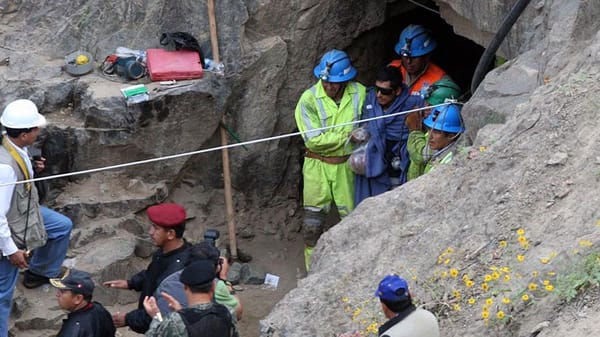 Recuperan los cuerpos de 27 trabajadores fallecidos en mina del sur de Perú