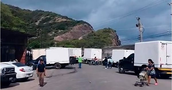 Caveros de El Morro cerraron la carretera en la vía El Morro-Carúpano