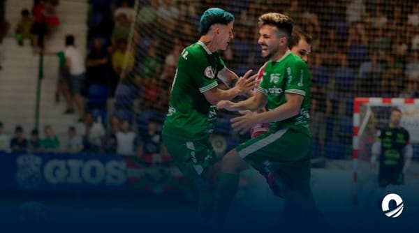 El futbolista Carlos Vento dice adiós al Osasuna Magna