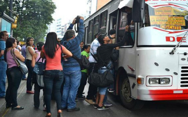 Transportistas de Margarita exigen aumentar el costo del pasaje