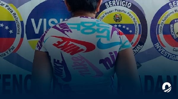 Detenida mujer por agredir a profesora de su hijo en Carabobo