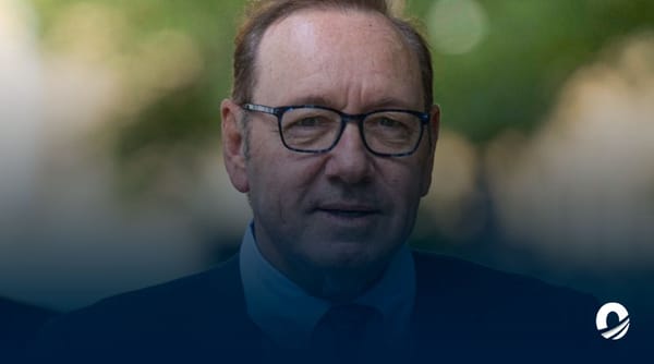 Denunciante de Kevin Spacey lo describió como "un depredador agresivo"
