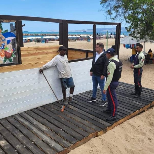 Playa Lido obras paralizadas