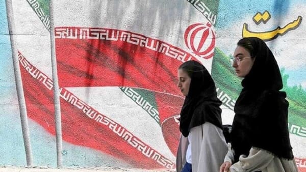 Cerraron parque acuático en Irán por permitir acceso a mujeres sin velo
