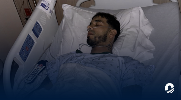 El cantante Anuel AA, fue operado de "vida o muerte".