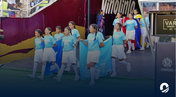 Niñas del Misericordia FC escoltaron a la Vinotinto en el Monumental de Maturin