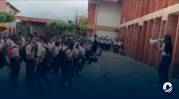 Protesta estudiantes liceo de Mérida