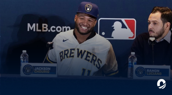 Jackson Chourio fue fichado por los Cerveceros de Milwaukee