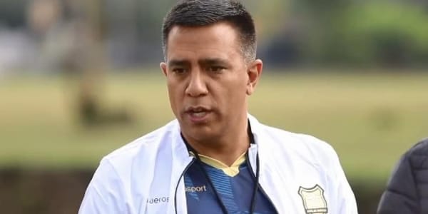 Cesar Farías Águilas Doradas