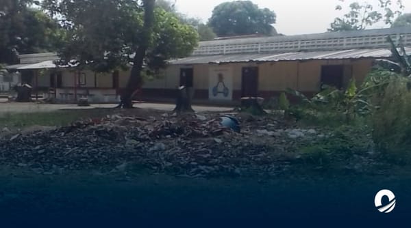 Deterioro escuelas Mapire