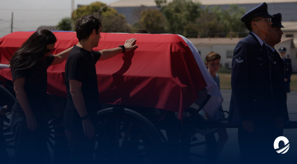 Boric recibió féretro de Piñera con honores en Santiago