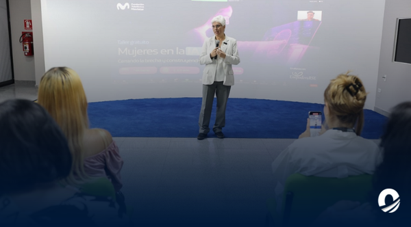 Telefónica Movistar capacitó a 512 féminas por el Día Internacional de la Mujer