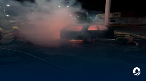 Agente de policía muerto choque