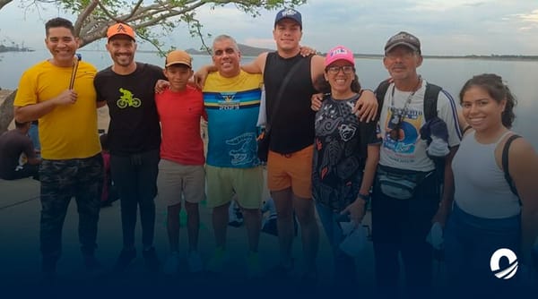 Nadadores sucrenses Paso a Nado Orinoco y Caroní