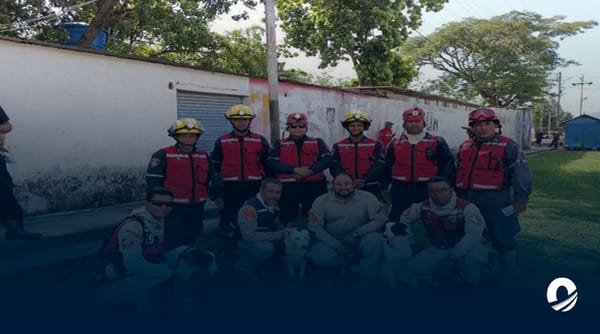 Equipo de rescate canino Cumanacoa