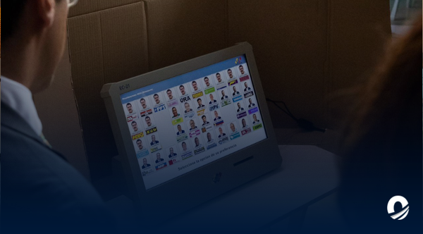 CNE anunció distribución del 100% de máquinas de votación en todo el país