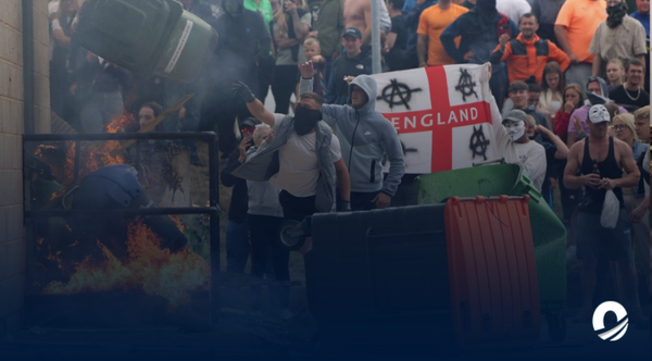 Reino Unido condenará a una niña de 13 años por participar en disturbios