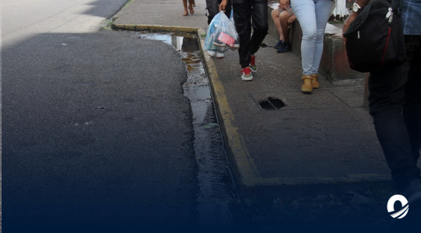 MONAGAS | Comerciantes denunciaron desborde de aguas negras en la avenida Bicentenario de Maturín