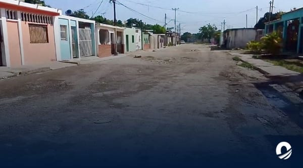 Barrio Bolivariano Cumaná asfaltado