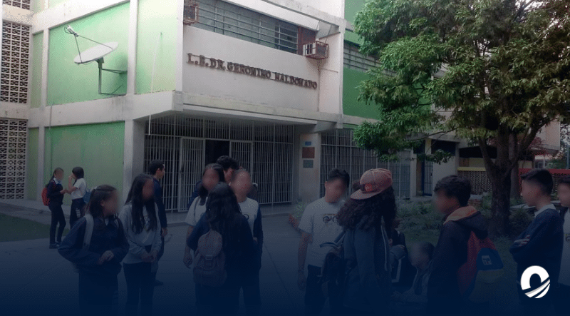 Al menos 70 estudiantes y 5 docentes afectados tras intoxicación masiva en Mérida