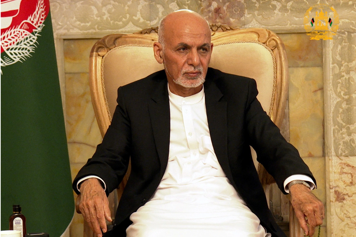 El presidente afgano Ashraf Ghani se refugió en Emiratos Árabes
