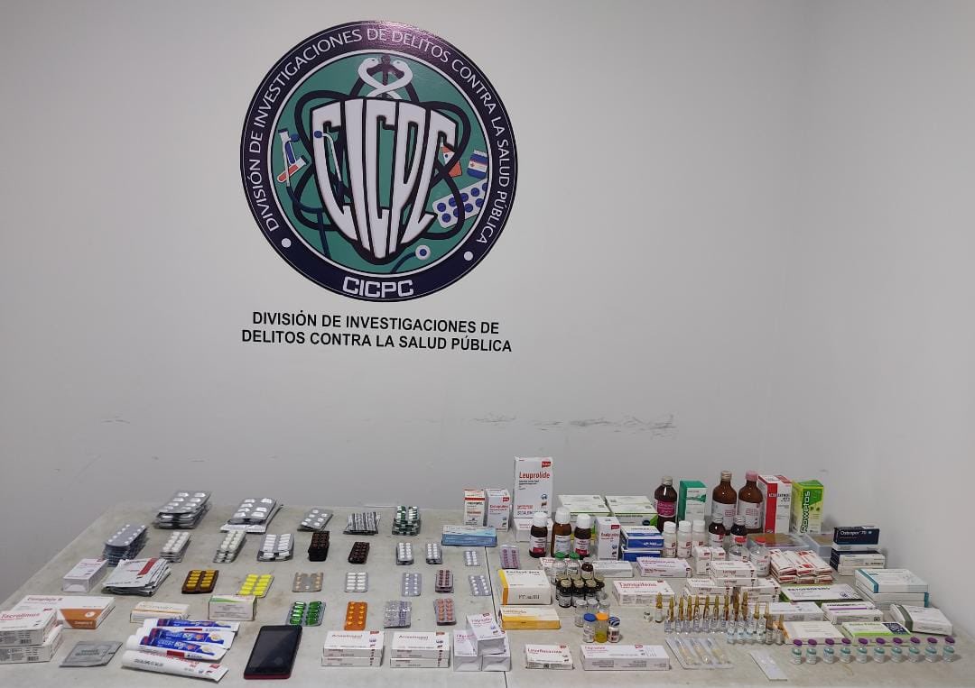Detuvieron a una mujer por robar medicamentos de alto costo en La Guaira