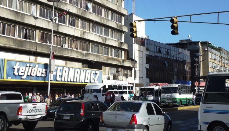 Reportan caos en Maturín ante el mal funcionamiento de los semáforos