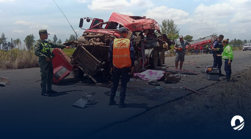 Colisión entre gandolas dejó un fallecido en Puerto Ordaz